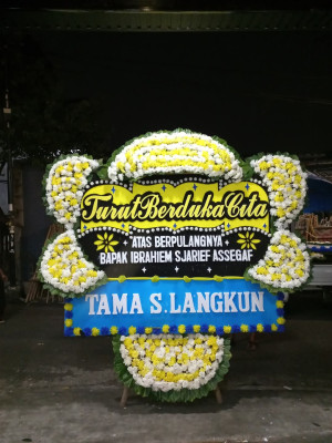 Papan Bunga Duka di Wama